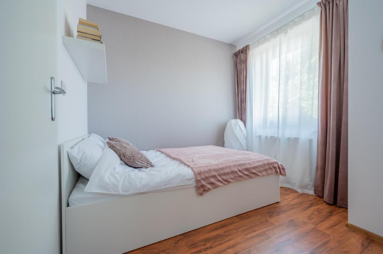Seaesta Darlowo - Komfortowe Pokoje I Apartamenty ภายนอก รูปภาพ