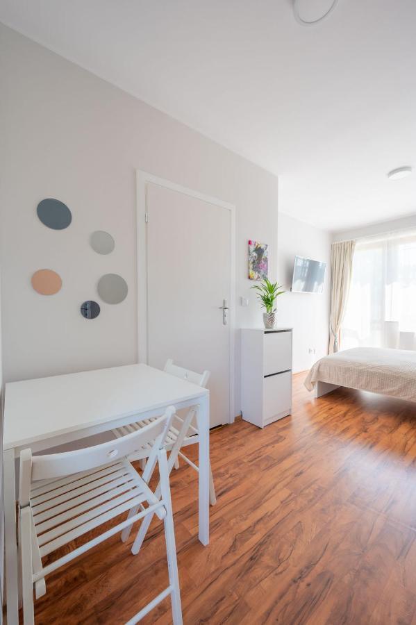 Seaesta Darlowo - Komfortowe Pokoje I Apartamenty ภายนอก รูปภาพ