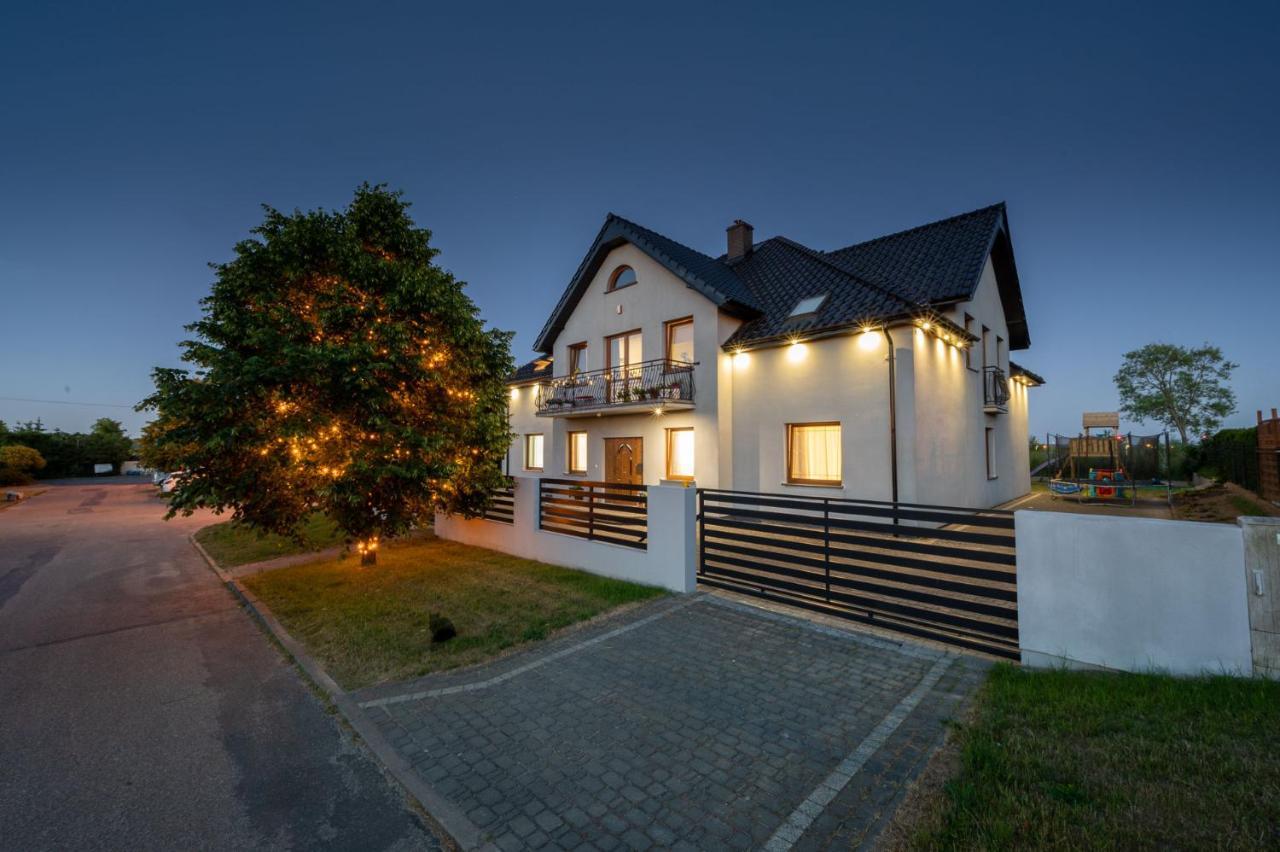 Seaesta Darlowo - Komfortowe Pokoje I Apartamenty ภายนอก รูปภาพ