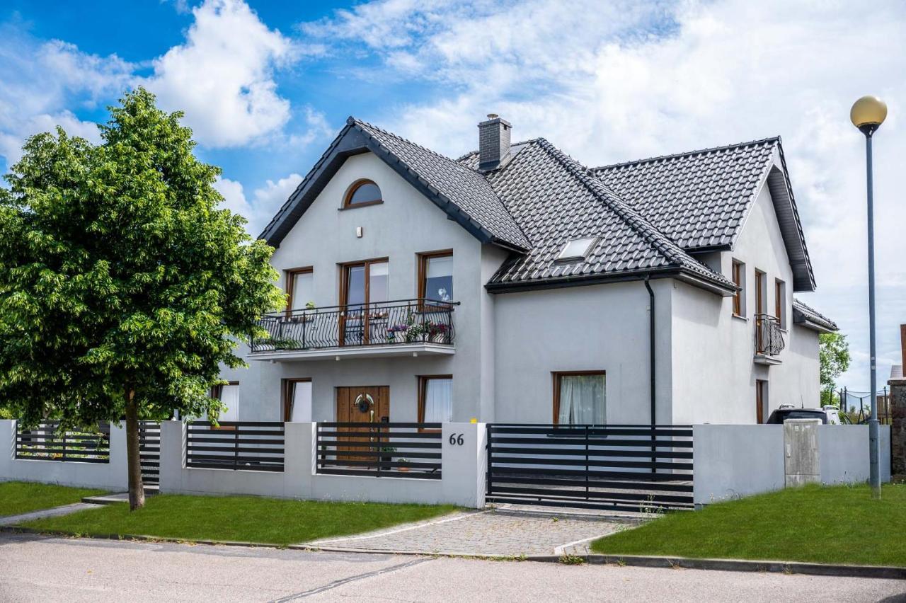 Seaesta Darlowo - Komfortowe Pokoje I Apartamenty ภายนอก รูปภาพ